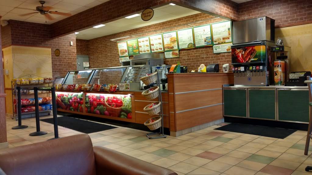 Subway | restaurant | 3100 Main St #1550, Maumee, OH 43537, USA | 4198789000 OR +1 419-878-9000