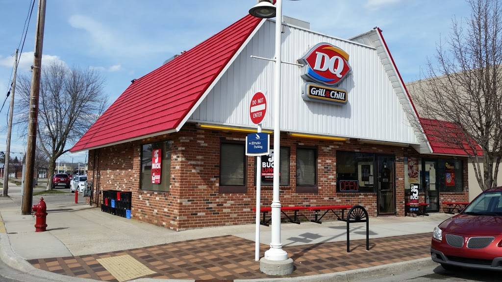 Dairy Queen | restaurant | 118 W Bay St, East Tawas, MI 48730, USA | 9893622071 OR +1 989-362-2071