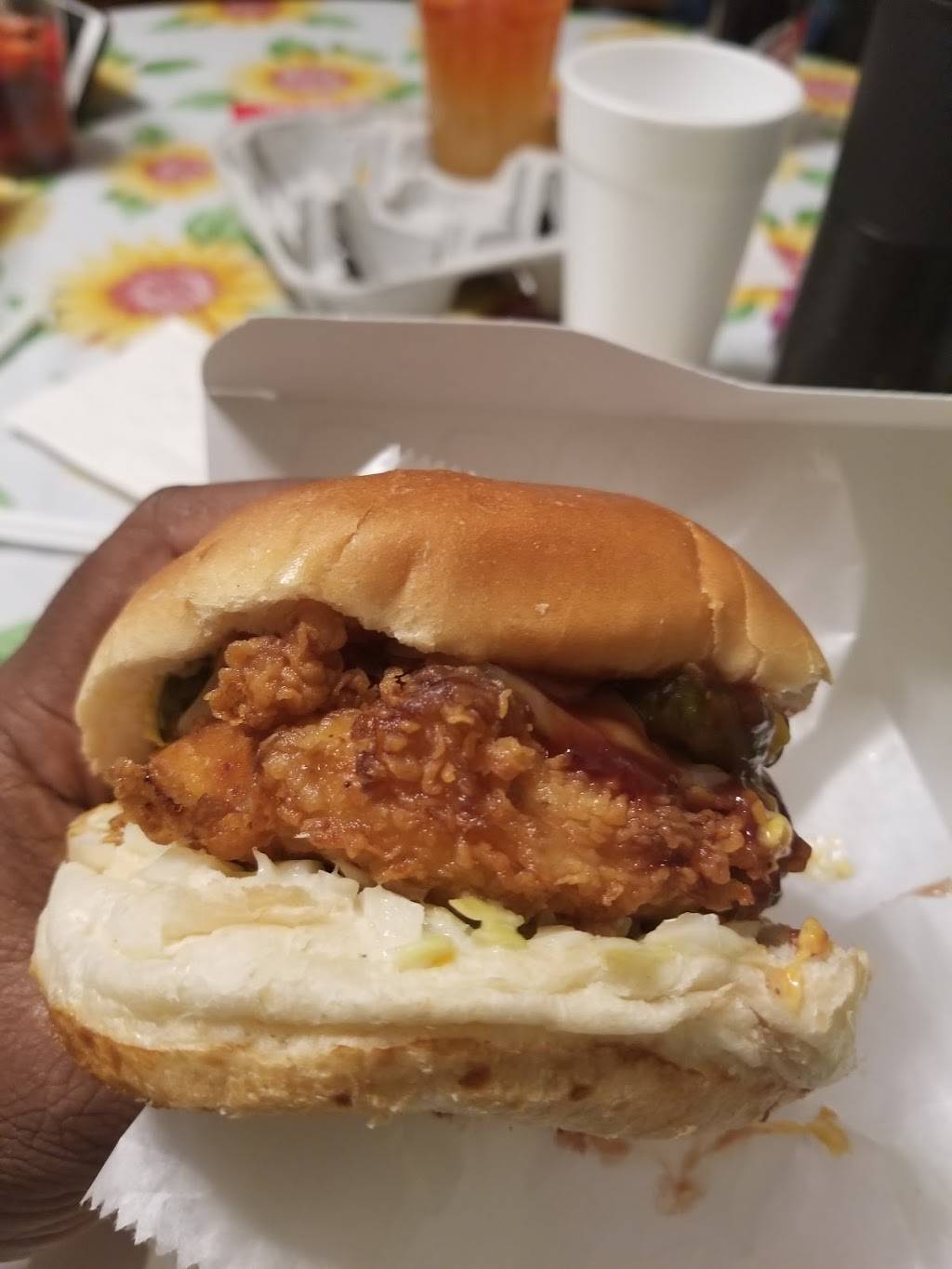 Chick-A-Boom | restaurant | 1946 Delmar Dr, Folcroft, PA 19032, USA | 4844941177 OR +1 484-494-1177