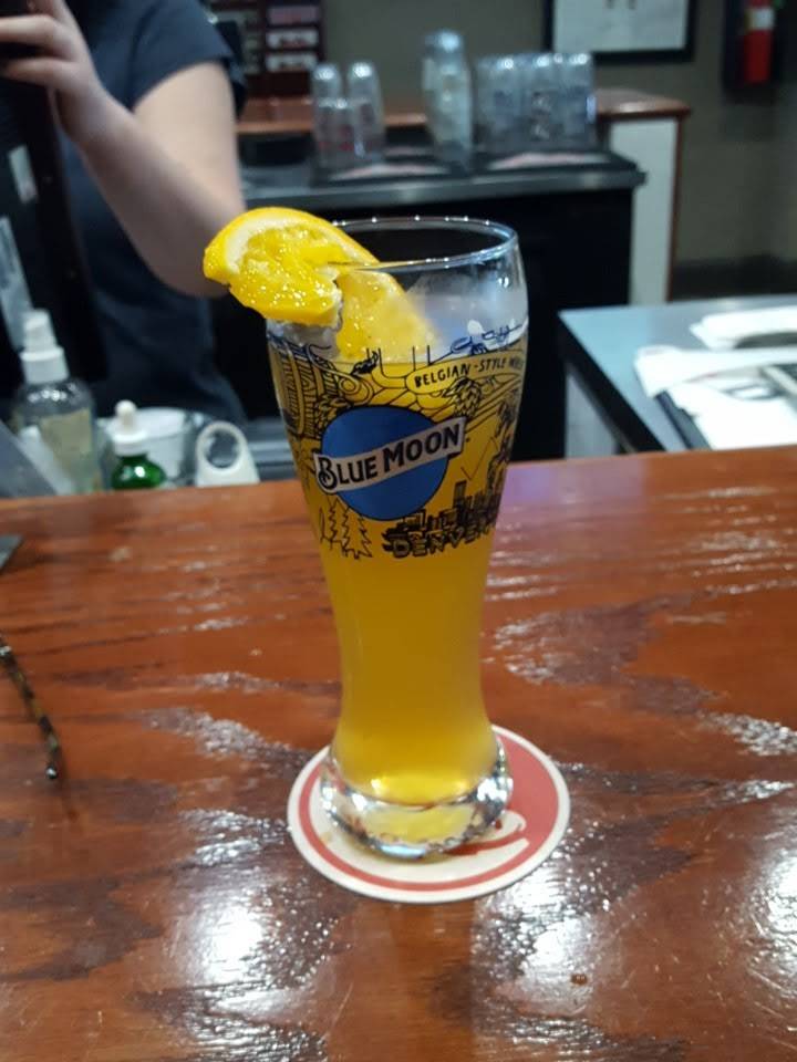 The Zu Sports Grill | restaurant | 16 S Broadway, Edmond, OK 73034, USA | 4053301833 OR +1 405-330-1833