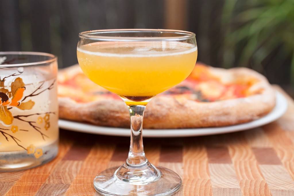 Rally Pizza | restaurant | 8070 E Mill Plain Blvd, Vancouver, WA 98664, USA | 3605249000 OR +1 360-524-9000