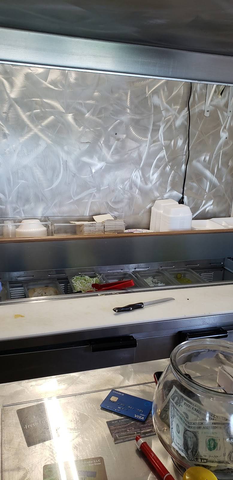 Falafel King | restaurant | 900-998 Gambell St, Anchorage, AK 99501, USA | 9072584328 OR +1 907-258-4328