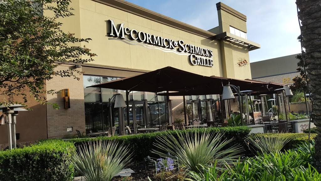 McCormick & Schmicks Grille | restaurant | 321 W Katella Ave, Anaheim, CA 92802, USA | 7145359000 OR +1 714-535-9000