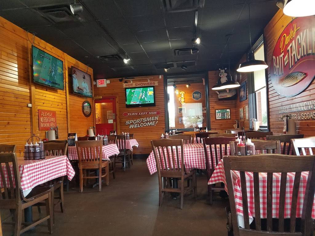 Famous Daves Bar-B-Que | restaurant | 36601 Warren Rd, Westland, MI 48185, USA | 7345951000 OR +1 734-595-1000