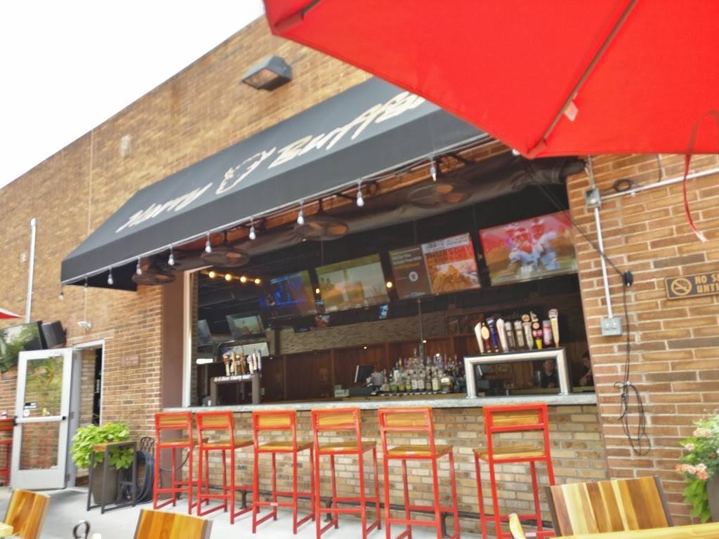 Harry Buffalo Highland | restaurant | 5604 Wilson Mills Rd, Highland Heights, OH 44143, USA | 4404591356 OR +1 440-459-1356