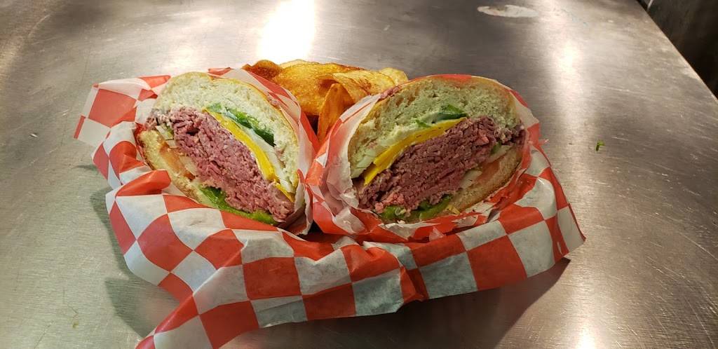 Alicia cafe | restaurant | 1187 Weirs Blvd, Laconia, NH 03246, USA | 6033664600 OR +1 603-366-4600