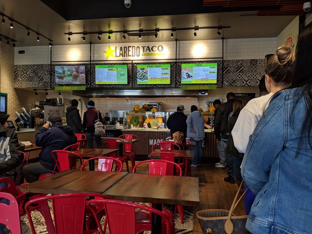 Laredo Taco Company | restaurant | 1805 Sylvan Ave, Dallas, TX 75208, USA | 2145072627 OR +1 214-507-2627