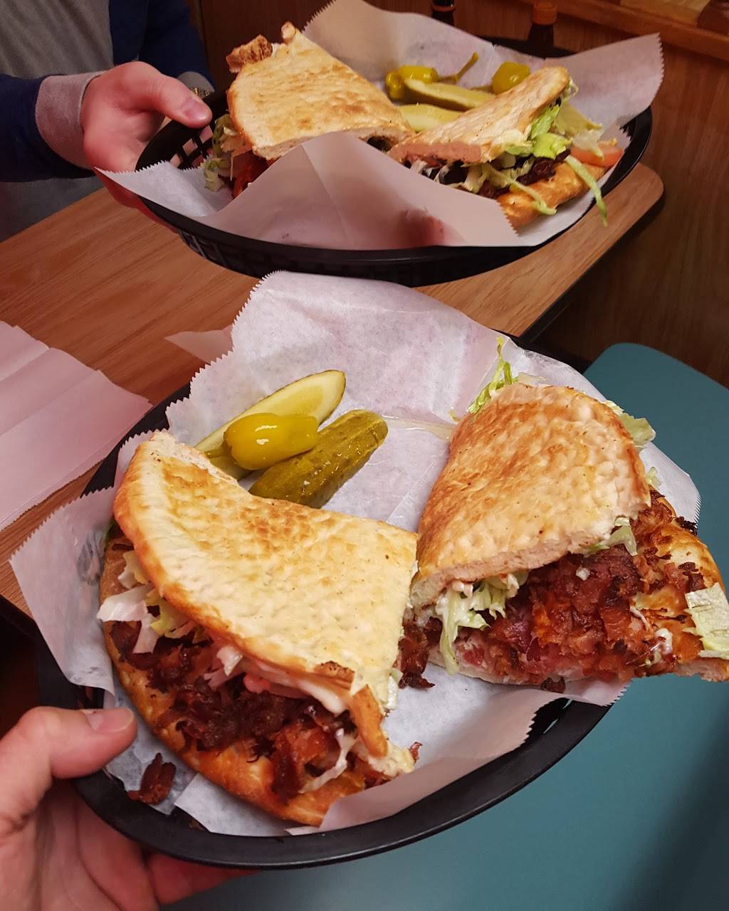 Harbys Pizza & Deli | restaurant | 3718 Walker Blvd, Knoxville, TN 37917, USA | 8656885657 OR +1 865-688-5657