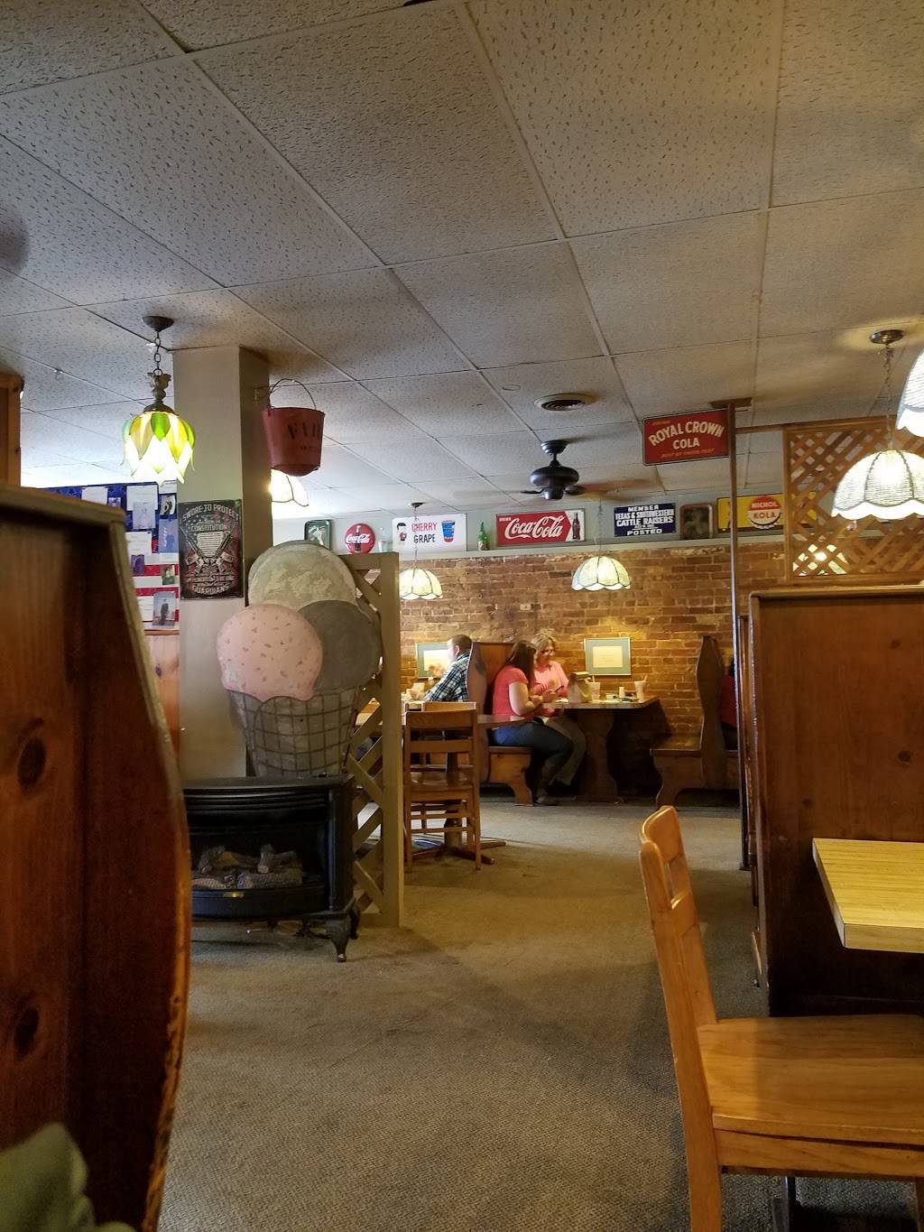 No Name Deli & Restaurant | restaurant | 16 Old Ranger Rd, Murphy, NC 28906, USA | 8288379138 OR +1 828-837-9138