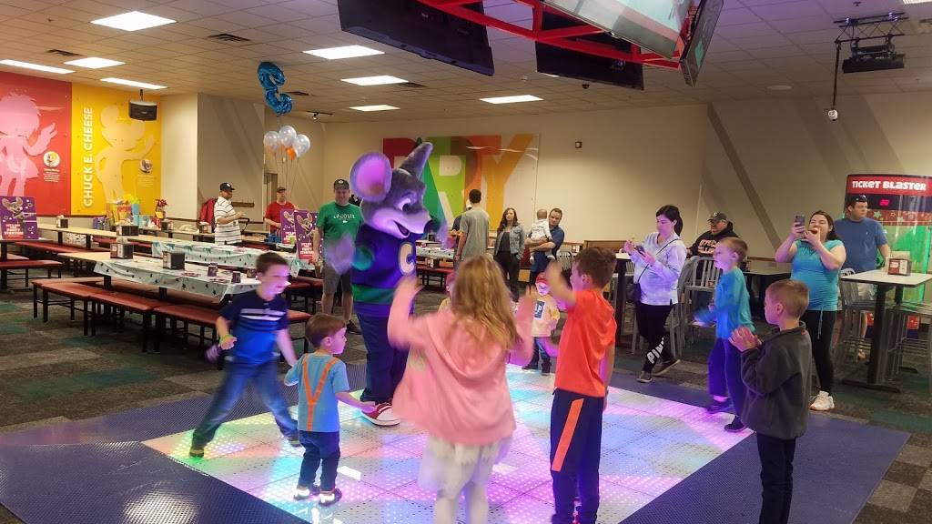 Chuck E. Cheese | restaurant | 3023 Erie Blvd E, Syracuse, NY 13224, USA | 3154494131 OR +1 315-449-4131