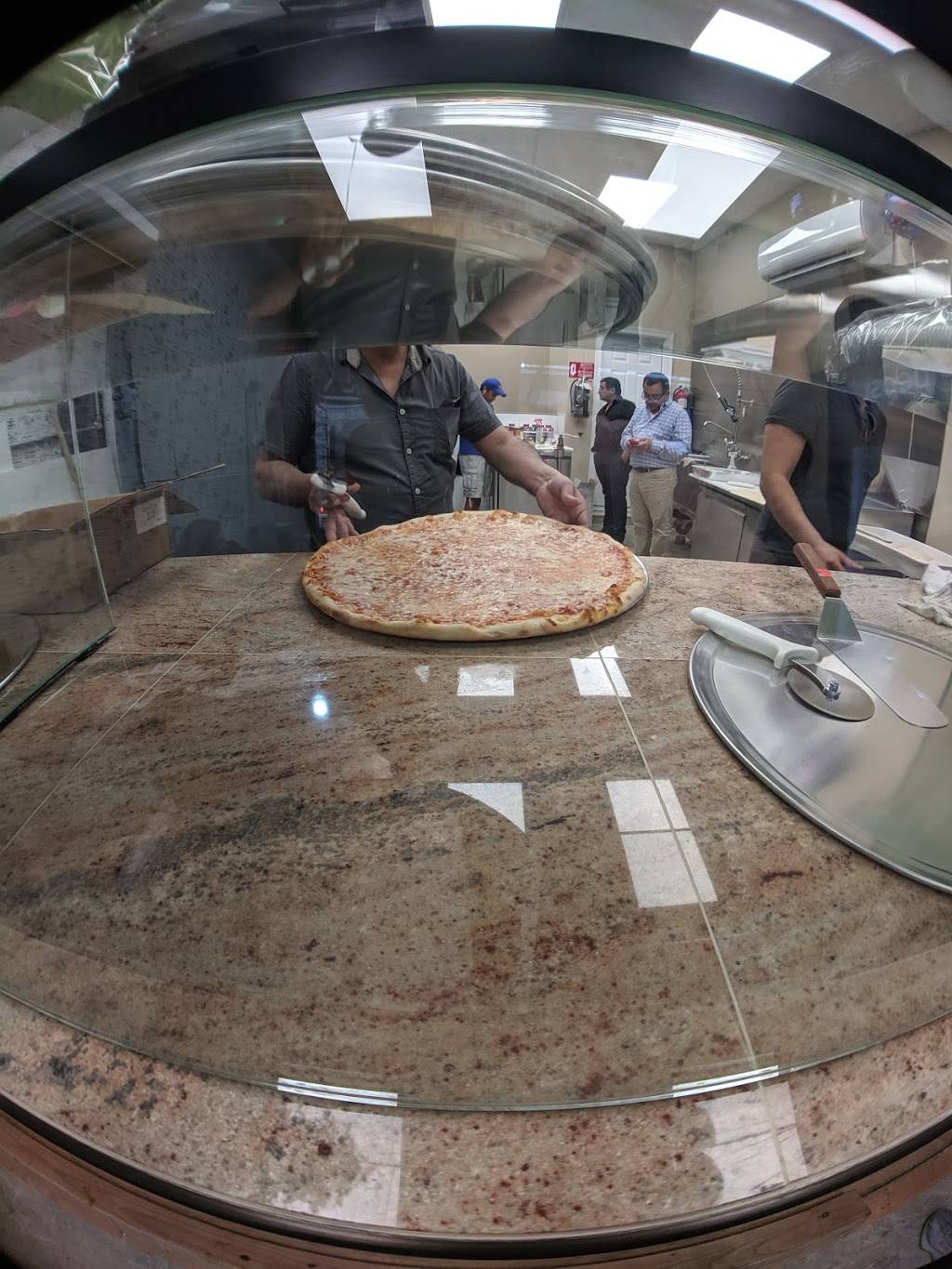 Lil Dudes Pizzeria | restaurant | 2539 Webster Ave, The Bronx, NY 10458, USA | 7187336009 OR +1 718-733-6009