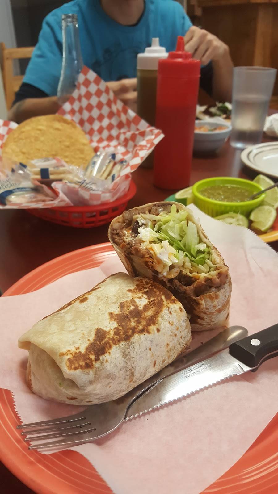 Las Islas Marias II | restaurant | 2903 W Diversey Ave, Chicago, IL 60647, USA | 7732527303 OR +1 773-252-7303