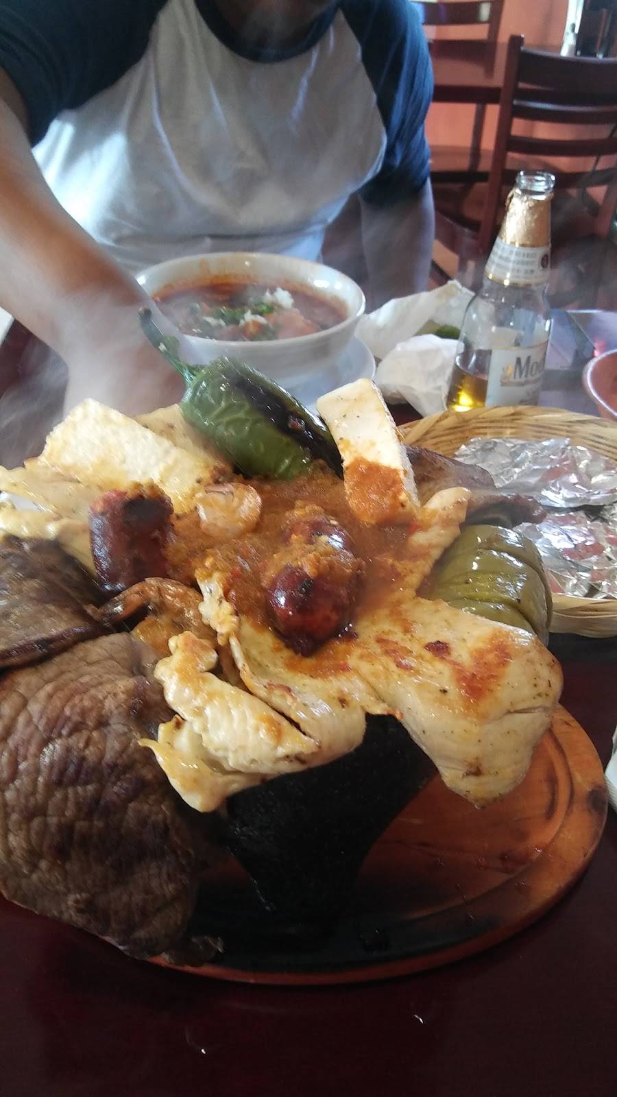 Taqueria La Fiesta | restaurant | 817 Burbank Ave, Santa Rosa, CA 95407, USA | 7075951119 OR +1 707-595-1119