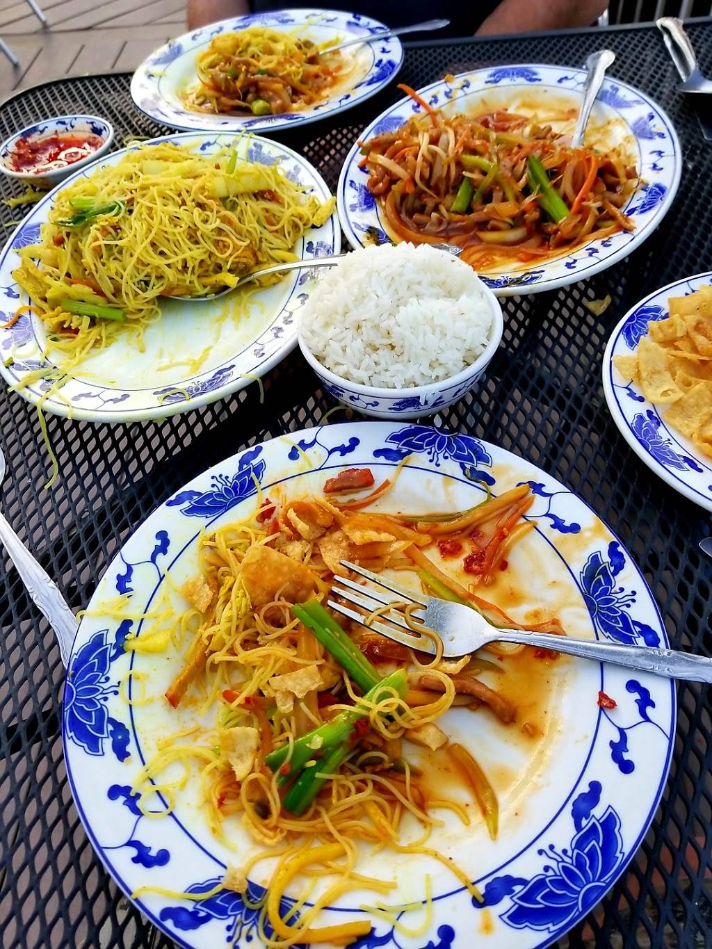 Great Fortune Chinese Restaurant | restaurant | 443 N Main St, Kilmarnock, VA 22482, USA | 8044356333 OR +1 804-435-6333