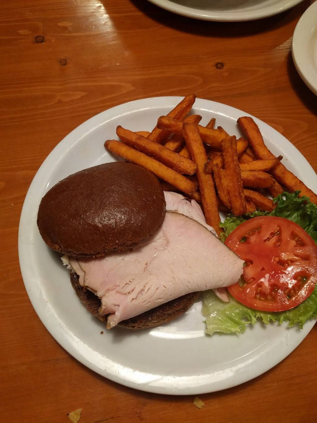 Bones Smokehouse | restaurant | 7601 E Brainerd Rd #5a, Chattanooga, TN 37421, USA | 4237103382 OR +1 423-710-3382