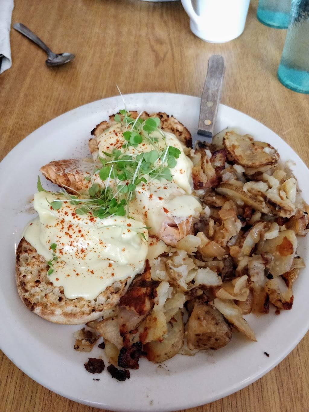 Veras Country Cafe | cafe | 4203 Durham Rd, Ottsville, PA 18942, USA | 6108478372 OR +1 610-847-8372