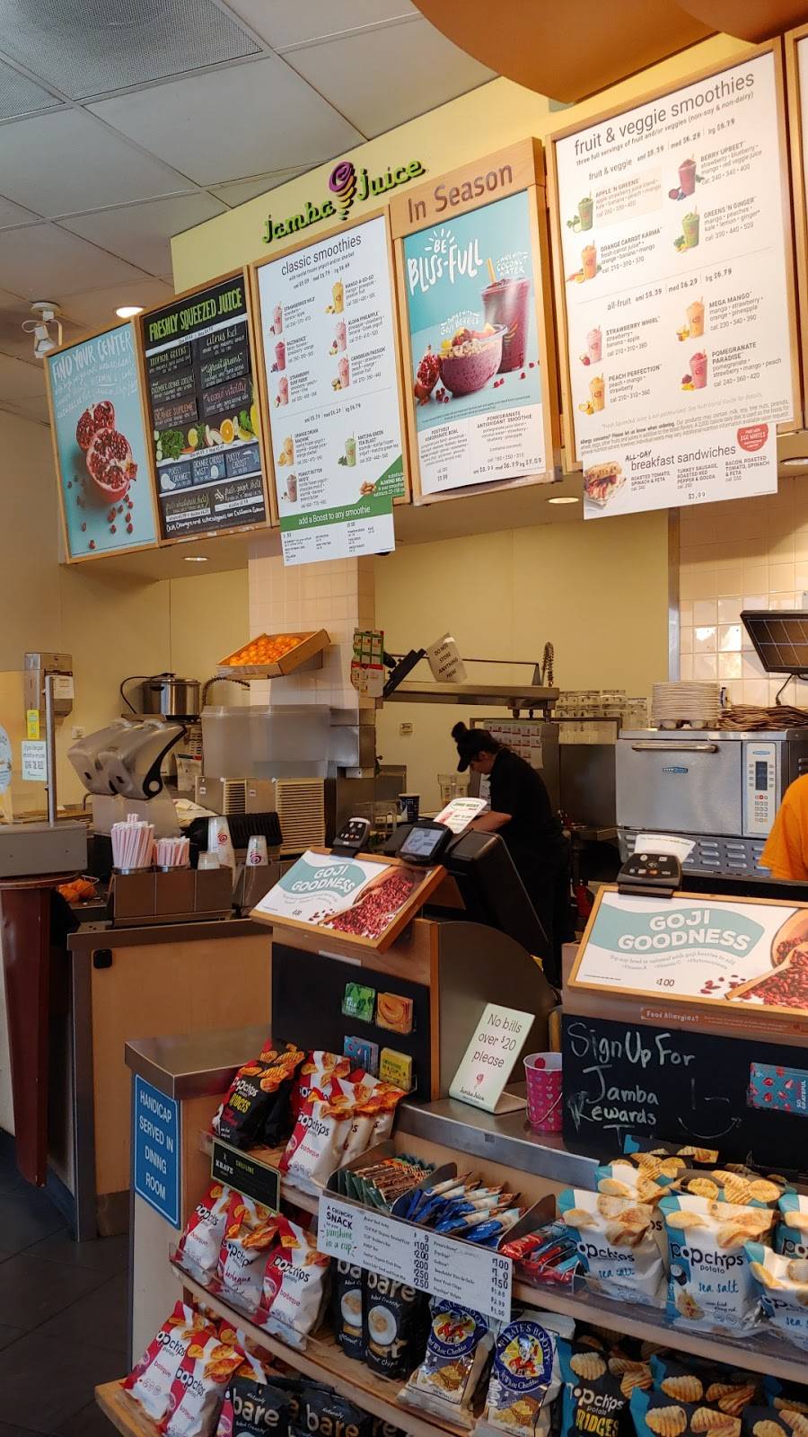 Jamba Juice Lowes Center Riverside | restaurant | 9825 Magnolia Ave Ste.. A, Riverside, CA 92503, USA | 9513580819 OR +1 951-358-0819