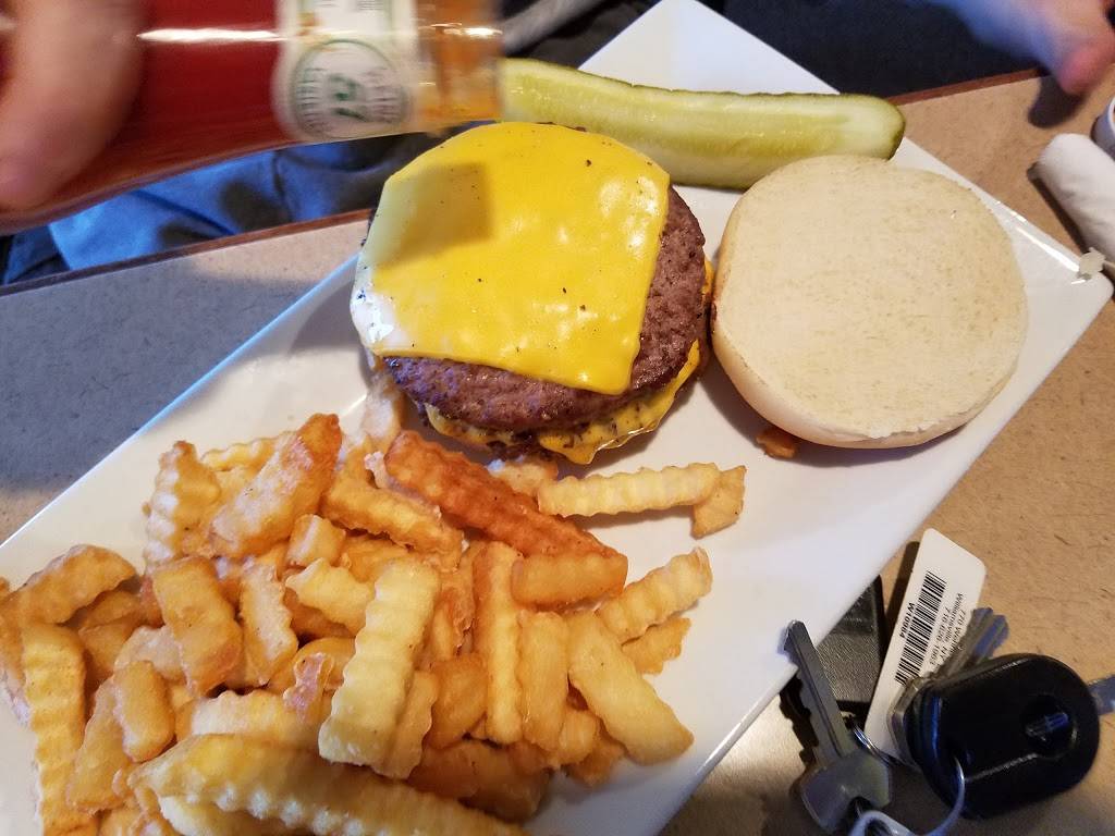 Katys Fly-In Restaurant | restaurant | 4836 US-219, Great Valley, NY 14741, USA | 7162652040 OR +1 716-265-2040