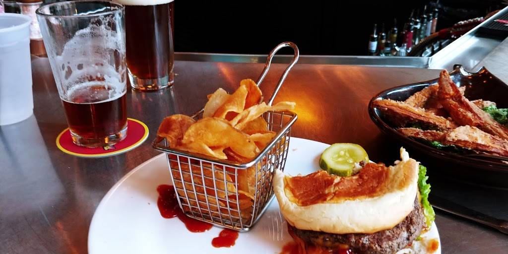 Great American Pub Phoenixville | restaurant | 148 Bridge St, Phoenixville, PA 19460, USA | 6109173333 OR +1 610-917-3333