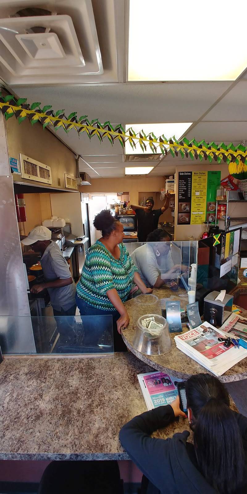 Sorrel Jamaican Food LLC | restaurant | 222 S Commerce, Wichita, KS 67202, USA | 3163643037 OR +1 316-364-3037