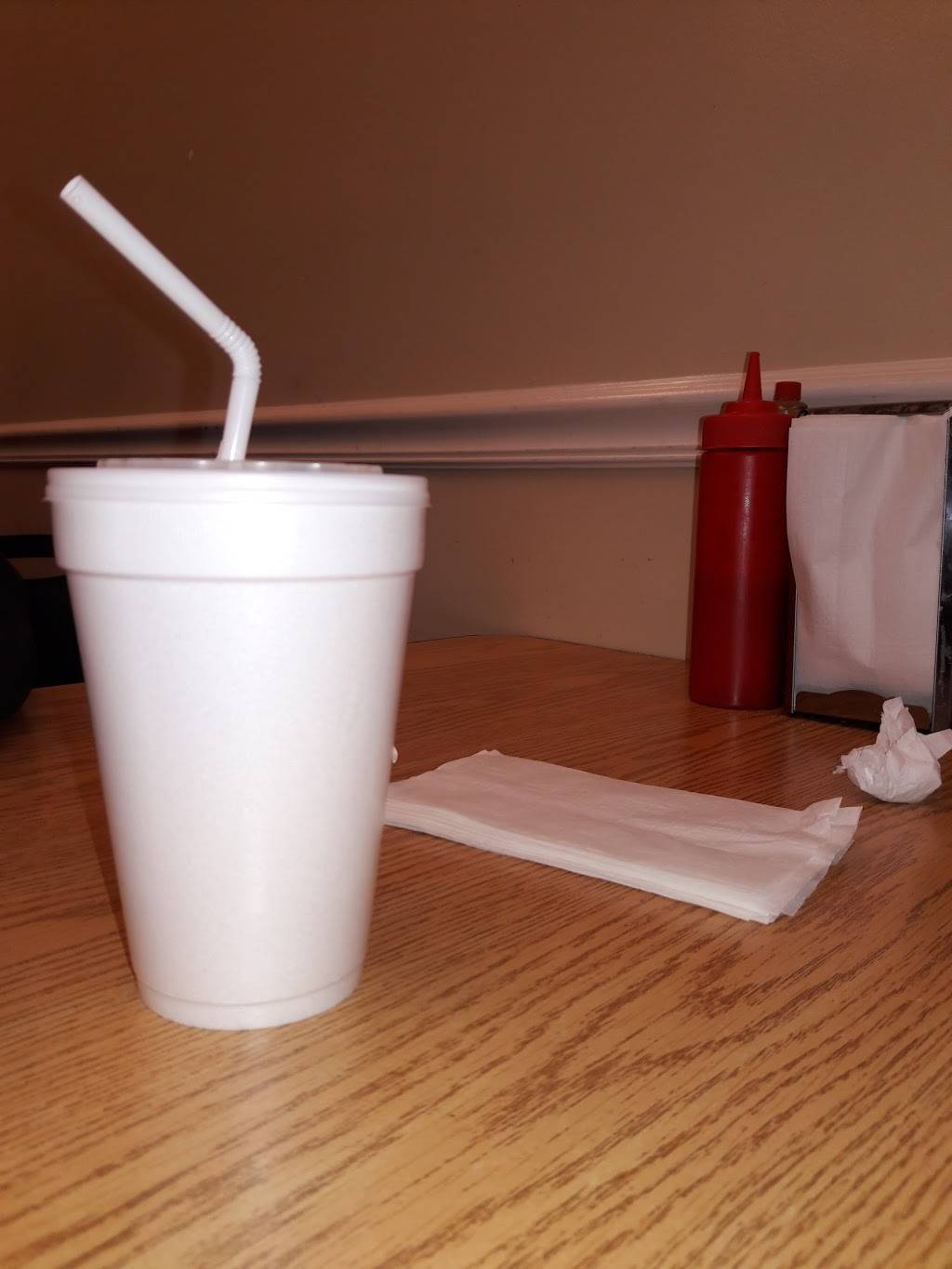 Russells Diner | restaurant | 1003 East Ave, Cedartown, GA 30125, USA | 7707487722 OR +1 770-748-7722