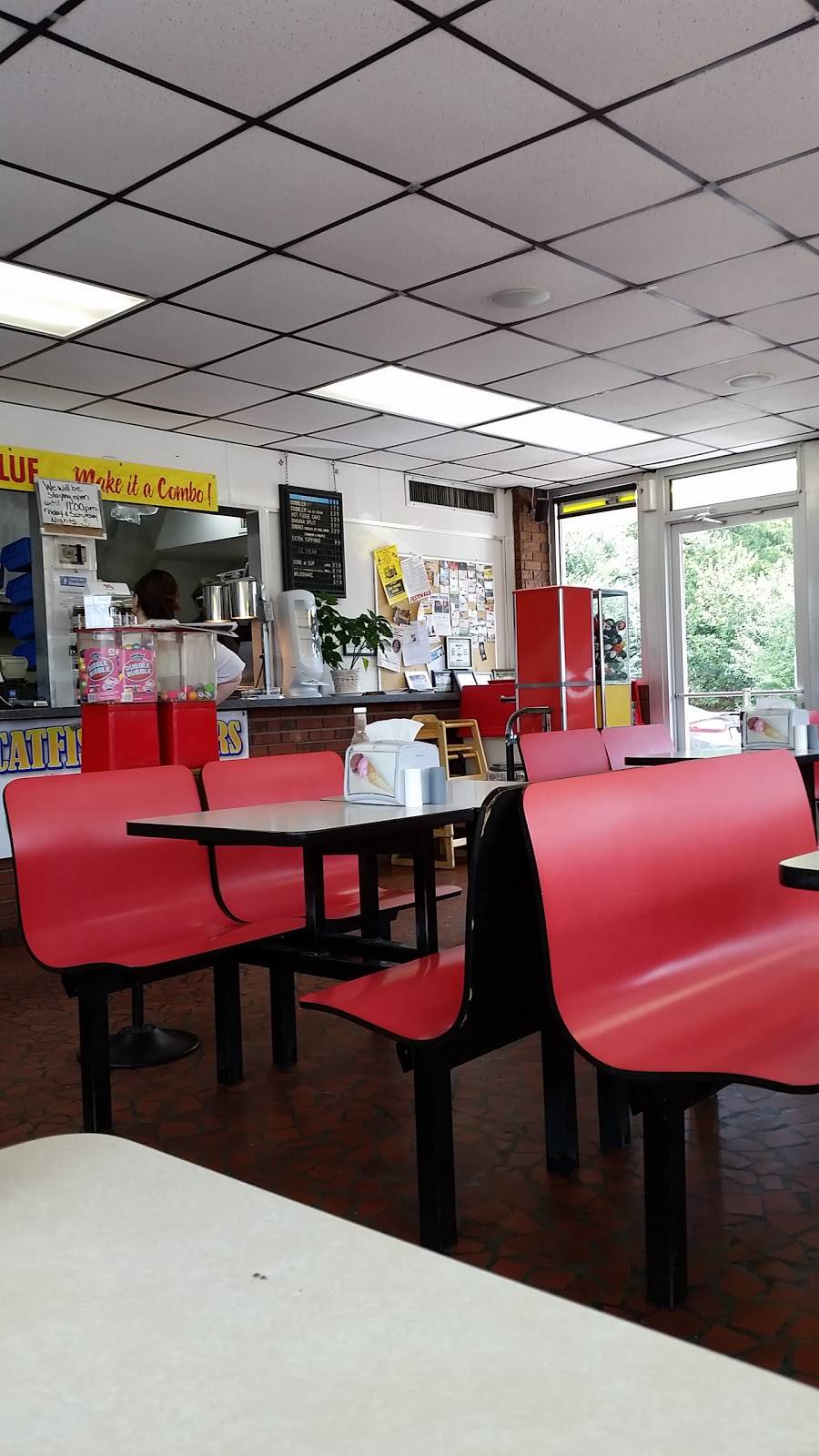 Aunt Beas BBQ Express | restaurant | 529 E Main St, Independence, VA 24348, USA | 2767732100 OR +1 276-773-2100