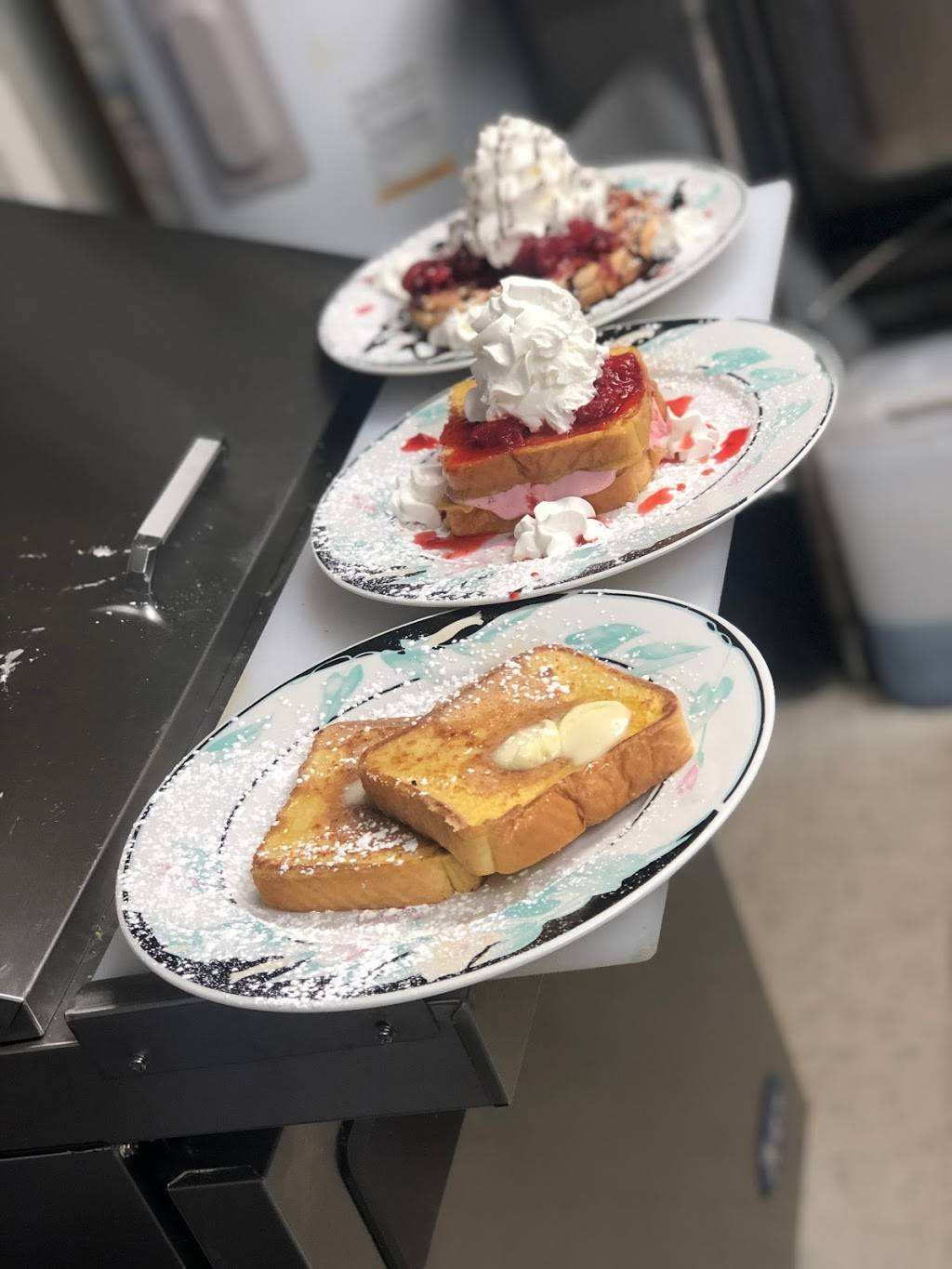 Summer Street Cafe | restaurant | 10 Summer St, Bridgewater, MA 02324, USA | 5088074916 OR +1 508-807-4916