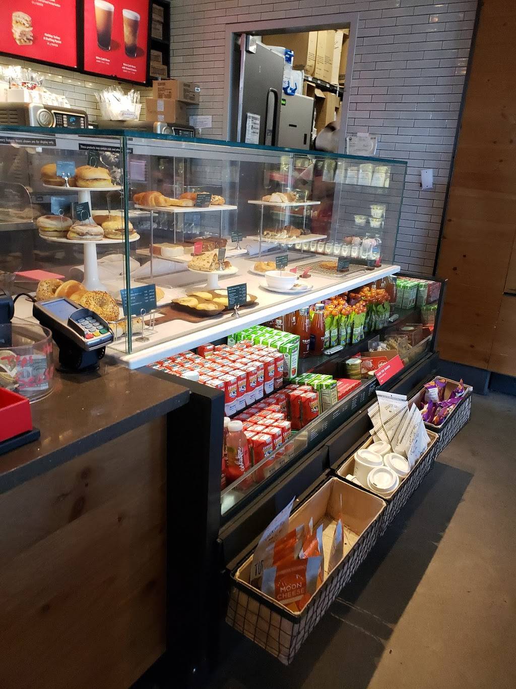 Starbucks | cafe | 305 E Mitchell Hammock Rd, Oviedo, FL 32765, USA | 4076254508 OR +1 407-625-4508