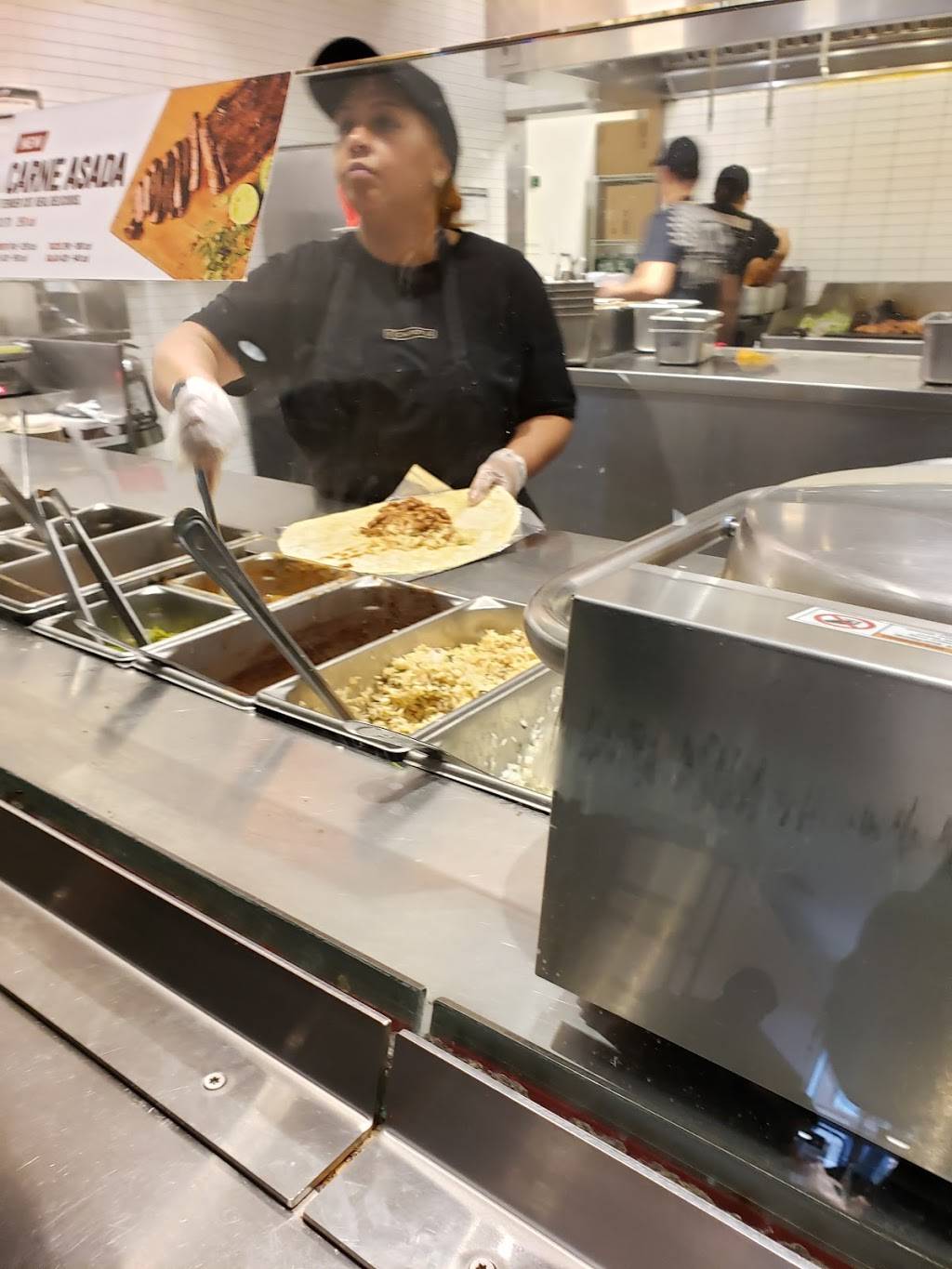 Chipotle Mexican Grill | restaurant | 149 8th Ave, New York, NY 10011, USA | 2126204015 OR +1 212-620-4015