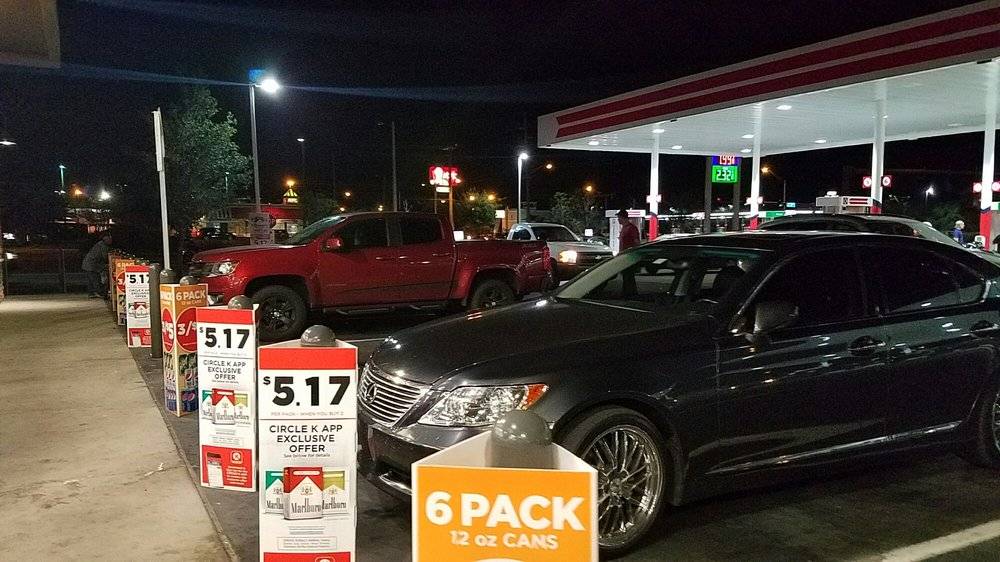 Circle K | meal takeaway | 2810 E College Ave, Ruskin, FL 33570, USA | 8136413426 OR +1 813-641-3426