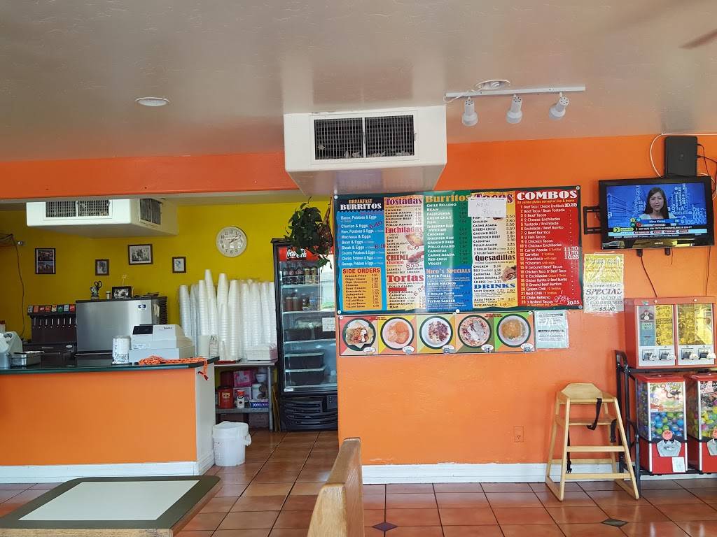 Nicos Mexican Food | restaurant | 3910 E 29th St, Tucson, AZ 85711, USA | 5205120312 OR +1 520-512-0312