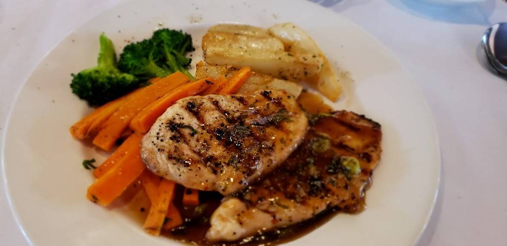 Mr Bs-March House Restaurant | restaurant | 2446 Bank St, Ottawa, ON K1V 8R9, Canada | 6137316800 OR +1 613-731-6800