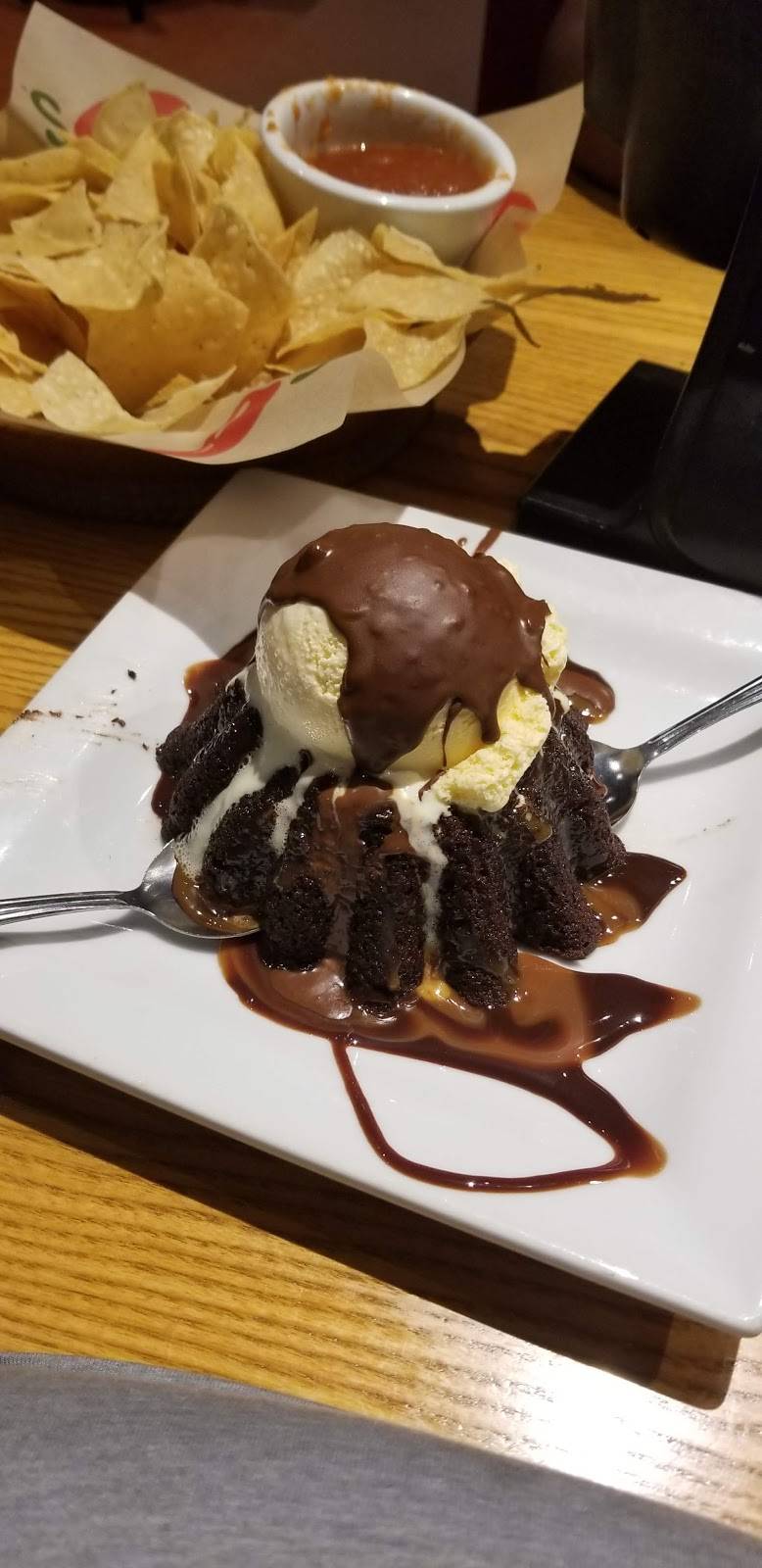 Chilis Grill & Bar | restaurant | 195 House-Carlson Dr, Batesville, MS 38606, USA | 6625635227 OR +1 662-563-5227