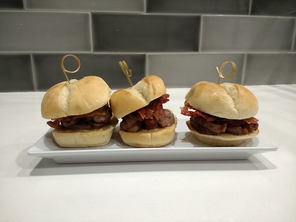 The Levee Bar | restaurant | 701 4th St, Alexandria, LA 71301, USA | 3185418330 OR +1 318-541-8330