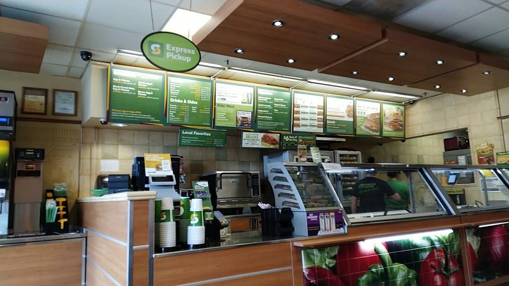 Subway Restaurants | restaurant | 1710 Berryessa Rd #111, San Jose, CA 95133, USA | 4082585557 OR +1 408-258-5557