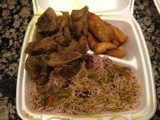 Carribbean Marketplace Grill | restaurant | 4115 N 19th Ave, Phoenix, AZ 85015, USA | 6022798444 OR +1 602-279-8444