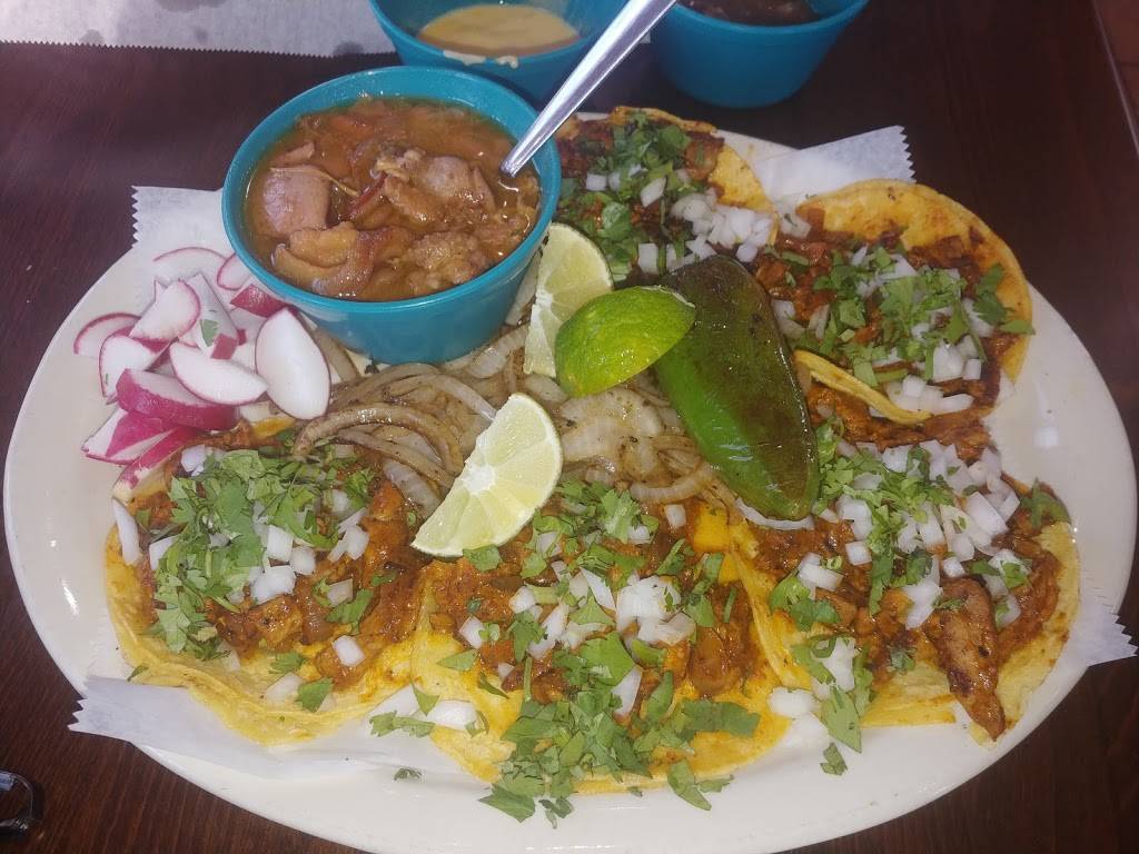 El capitán mariscos y Taqueria | restaurant | 4310 Vance Jackson Rd, San Antonio, TX 78230, USA | 2102365511 OR +1 210-236-5511