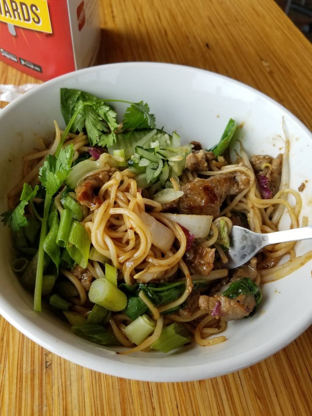 Noodles and Company | restaurant | 700 N Milwaukee Ave, Vernon Hills, IL 60061, USA | 8478163910 OR +1 847-816-3910