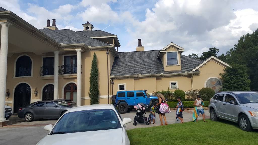 La Playa El Cuco | restaurant | 4934 Fulton St, Houston, TX 77009, USA | 7136944872 OR +1 713-694-4872