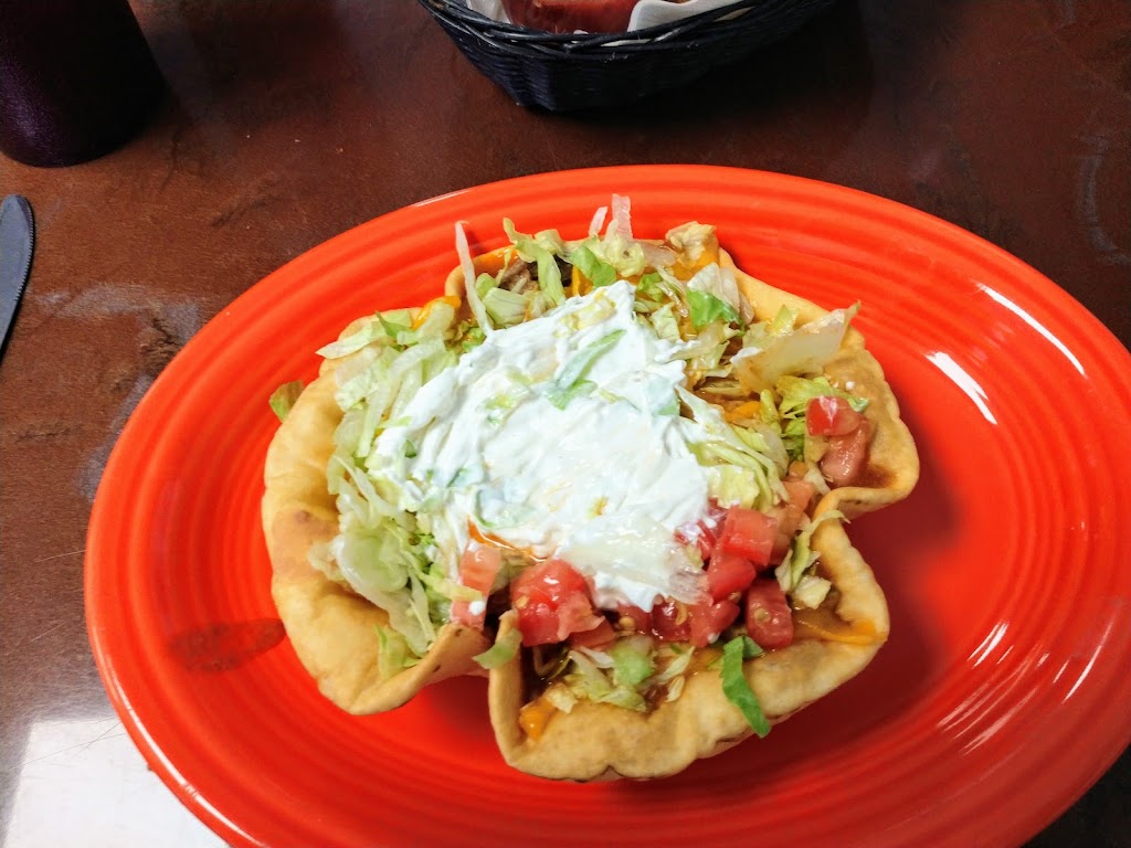 Los Rios Cafe | restaurant | 915 Farmington Ave # 7, Farmington, NM 87401, USA | 5053255699 OR +1 505-325-5699