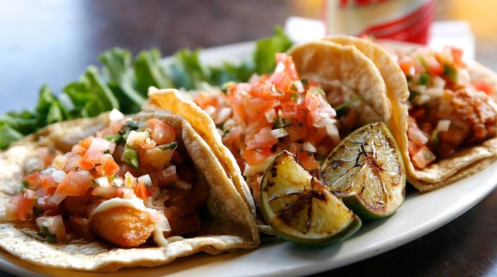 The Beetle Bar and Grill | restaurant | 2532 W Chicago Ave, Chicago, IL 60622, USA | 7733840701 OR +1 773-384-0701