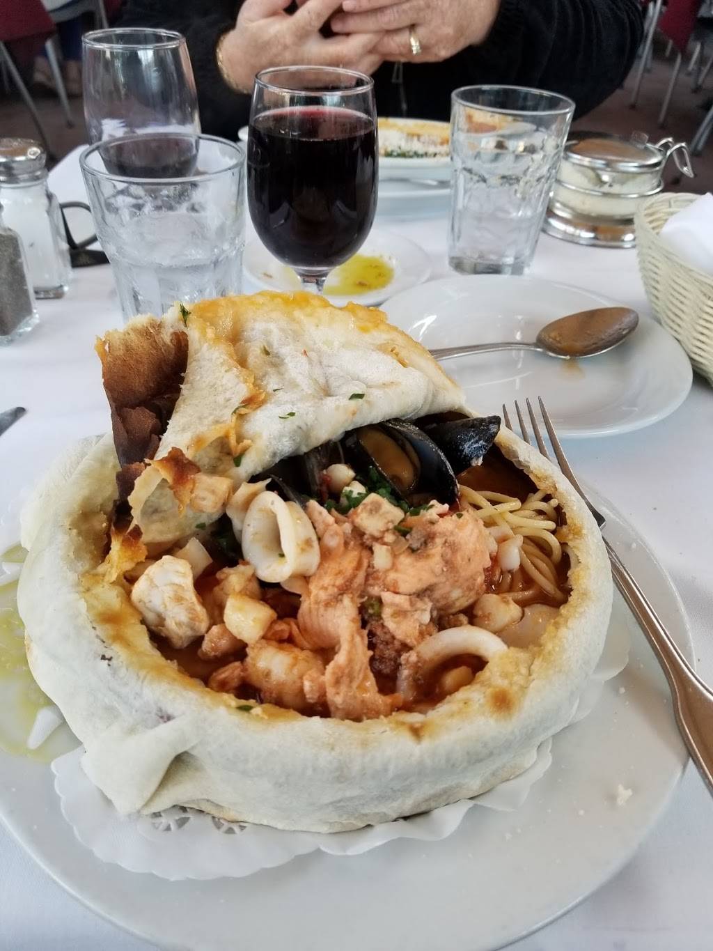 Via Vai Trattoria Pizzeria | restaurant | 1483 E Valley Rd #20, Santa Barbara, CA 93108, USA | 8055659393 OR +1 805-565-9393