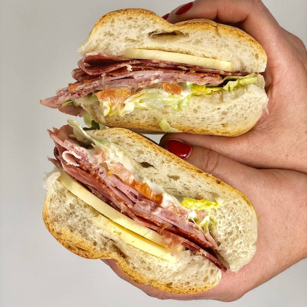 Pranzo Italian Deli | restaurant | 1121 Meadowlands Dr E, Nepean, ON K2E 6J5, Canada | 6133552867 OR +1 613-355-2867