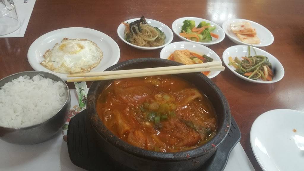 Woo Chon Restaurant | restaurant | 11 Aquahart Rd, Glen Burnie, MD 21061, USA | 4107666669 OR +1 410-766-6669