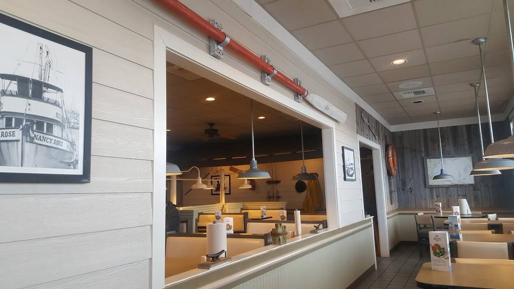 Captain Ds | restaurant | 8923 OH-66, Defiance, OH 43512, USA | 4197842004 OR +1 419-784-2004