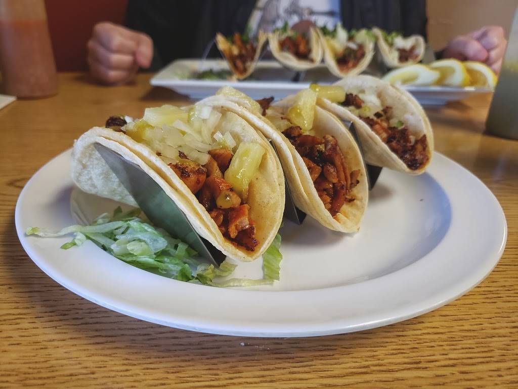 Charlys Taqueria | restaurant | 1830 S Pleasant St Ste F, Springdale, AR 72764, USA | 4797517888 OR +1 479-751-7888