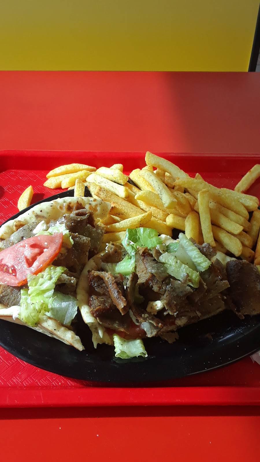 Gyro city & seafood | restaurant | 4319 66th St N, Kenneth City, FL 33709, USA | 7275440444 OR +1 727-544-0444