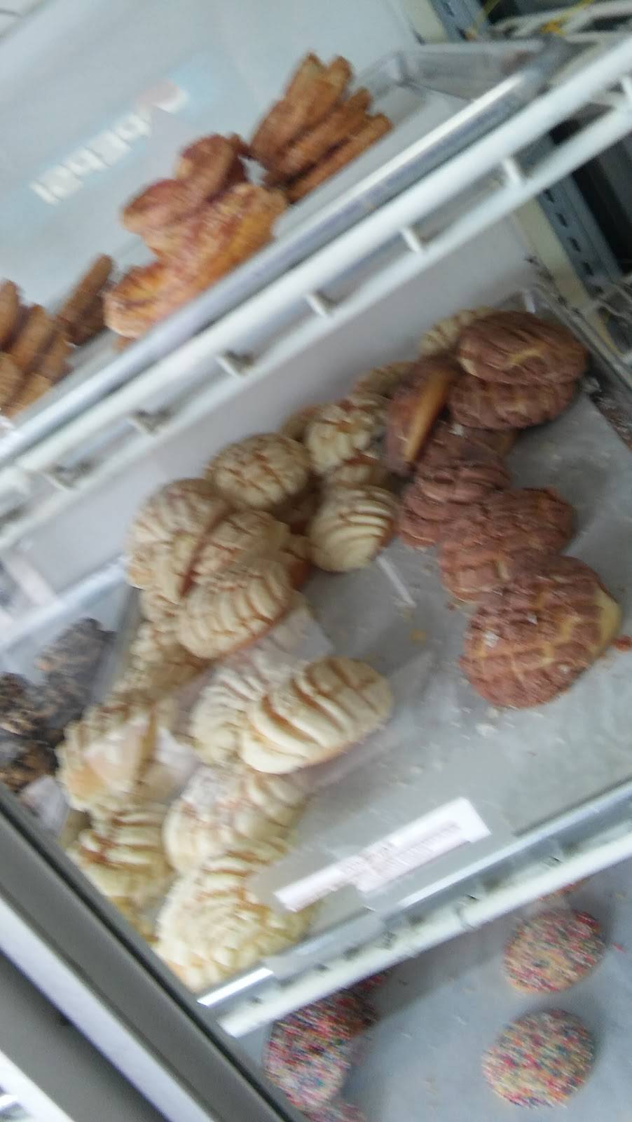 Lalos Restaurant | restaurant | 530 S Citrus Ave, Azusa, CA 91702, USA | 6269669146 OR +1 626-966-9146