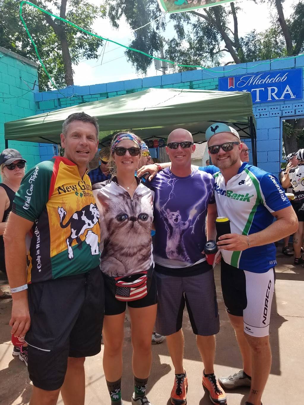 Duck Stop Restaurant & Lounge | restaurant | 608 Inman St, Mallard, IA 50562, USA | 7124253384 OR +1 712-425-3384