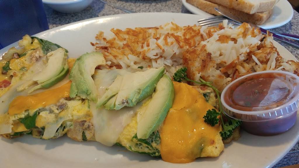 Pegahs Kitchen | restaurant | 576 E Mission Rd, San Marcos, CA 92069, USA | 7607443710 OR +1 760-744-3710